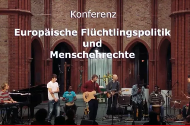 Konferenztitel - Blick auf das Podium